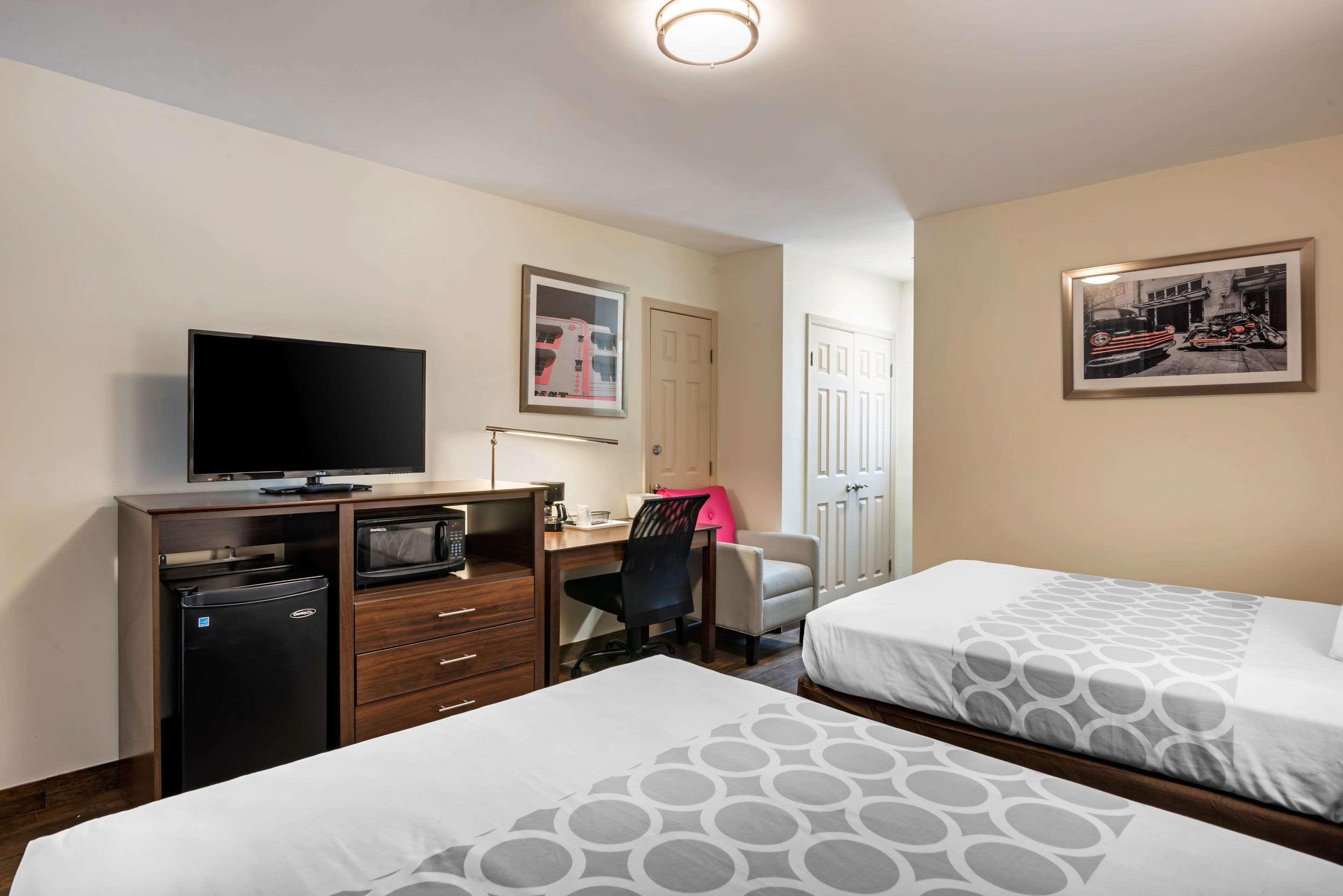 Downtown Hollywood Gardens Inn & Suites Luaran gambar