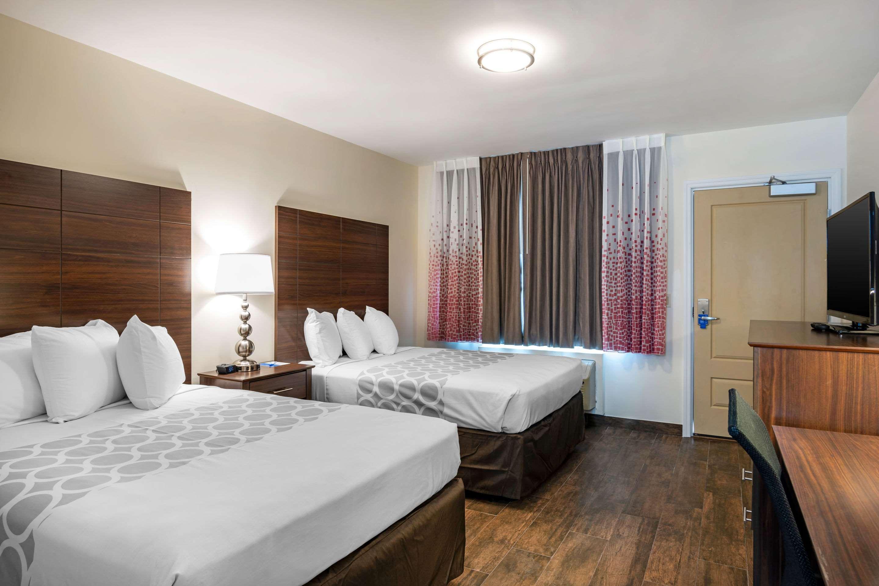Downtown Hollywood Gardens Inn & Suites Luaran gambar