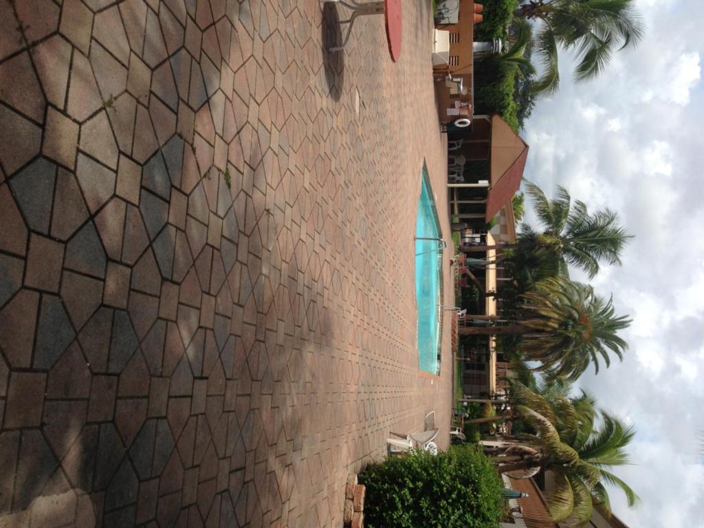 Downtown Hollywood Gardens Inn & Suites Luaran gambar