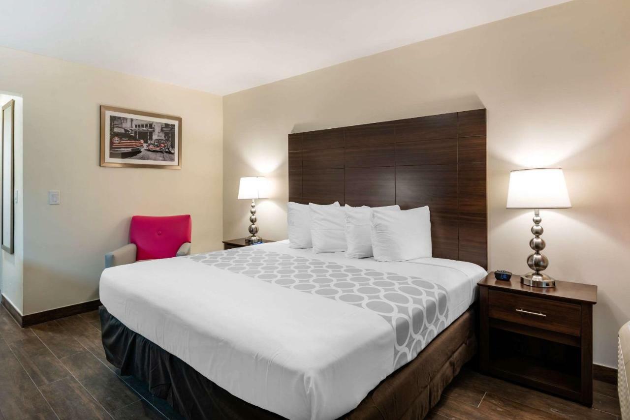 Downtown Hollywood Gardens Inn & Suites Luaran gambar